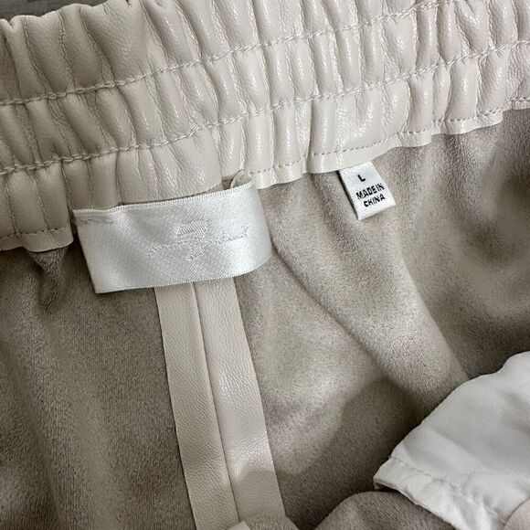 NWT 7 for All Mankind Faux Leather Pull-On Joggers Pants Women's Cream Size L - Picture 9 of 10